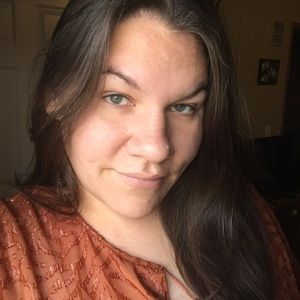 Meet your Posher, Brenna